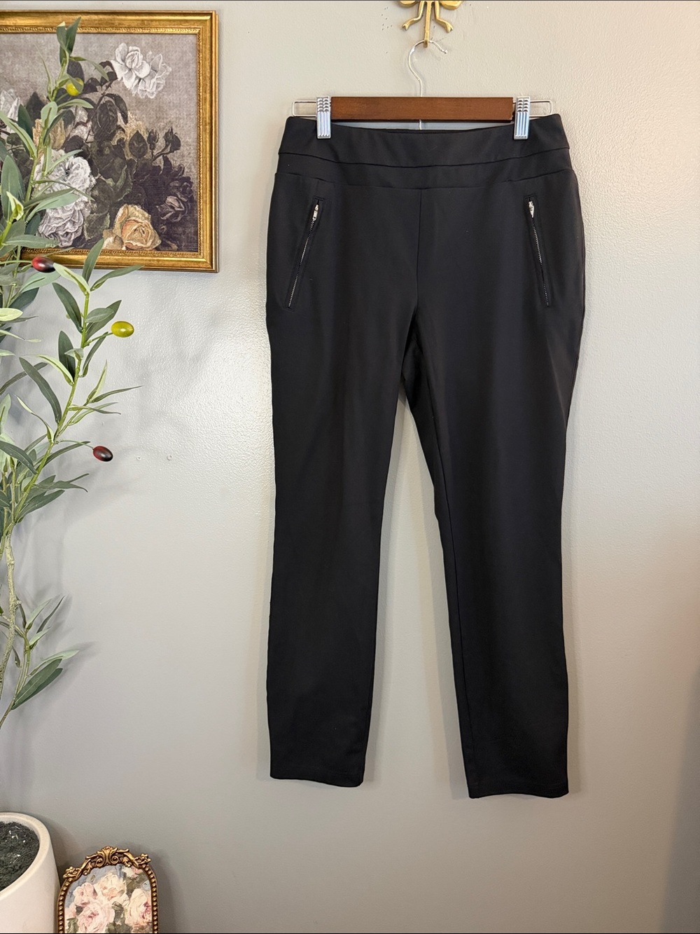 Zac & Rachel Black Stretch Pull On Ankle Pants Zip Pockets Size Small - Picture 2 of 7